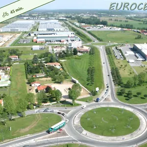 Le Cosy Eurocentre ► Terrasse ► Parking ► Wifi ► 24/24 Castelnau-dʼEstrétefonds